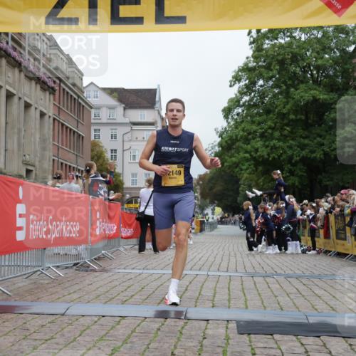 13.09.2026 - Kiel Lauf Yannick Fuchs http://msf.ph/oto/10469144 13.09.2026 10:21:43 Ziel 3788, 1987, 9681, 12148, 12149 meine-sportfotos.de