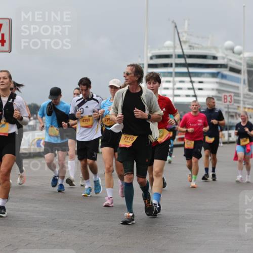 13.09.2026 - Kiel Lauf Andreas Tolksdorf http://msf.ph/oto/10469146 13.09.2026 12:09:08 Kiellinie 4, 3376, 4799, 7793, 7115, 2231, 3 meine-sportfotos.de