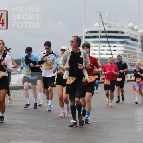 13.09.2026 - Kiel Lauf Andreas Tolksdorf http://msf.ph/oto/10469152 13.09.2026 12:09:08 Kiellinie 4, 3376, 4799, 7115, 2231, 3 meine-sportfotos.de