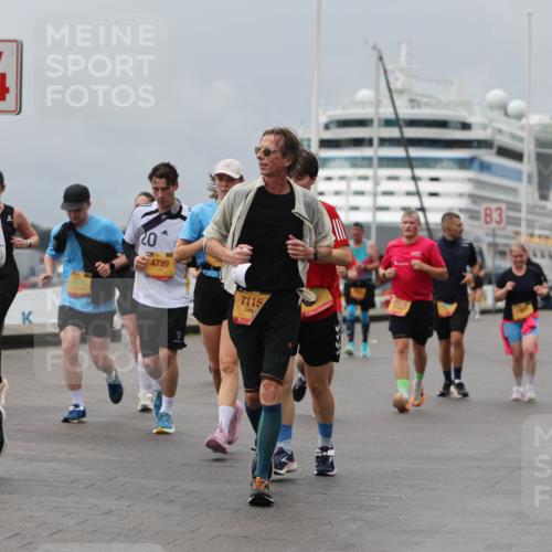 13.09.2026 - Kiel Lauf Andreas Tolksdorf http://msf.ph/oto/10469170 13.09.2026 12:09:08 Kiellinie 4, 3376, 20, 4799, 7115, 83 meine-sportfotos.de