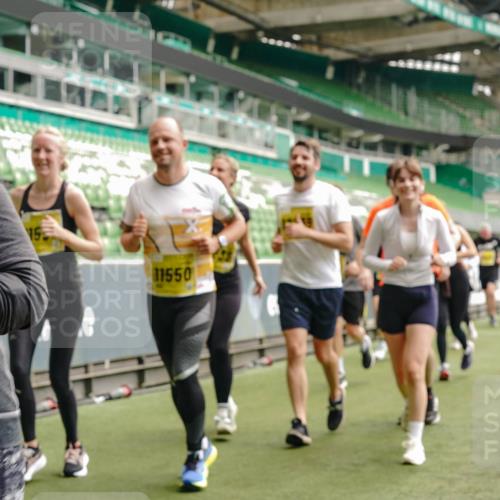 13.09.2026 - 21. swb-Marathon Bremen Michael Burmester http://msf.ph/oto/10469184 13.09.2026 10:36:14 Laufen im Stadion 10092, 10093, 10144, 10152, 10153, 10154, 10157, 10160, 10173, 10175, 10181, 10182, 10185, 10186, 10187, 10195, 10198, 10237, 10245, 10251, 10257, 10263, 10272, 10275, 10278, 10291, 10296, 10306, 10309, 10331, 10332, 10338, 10357, 10377, 10382, 10390, 10403, 10409, 10411, 10420, 10427, 10429, 10439, 10473, 10477, 10481, 10492, 10497, 10500, 10528, 10531, 10560, 10569, 10607, 10613, 10617, 10633, 10636, 10647, 10648, 10659, 10671, 10672, 10677, 10715 meine-sportfotos.de