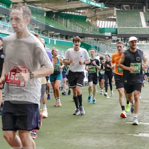 13.09.2026 - 21. swb-Marathon Bremen Michael Burmester http://msf.ph/oto/10469232 13.09.2026 13:14:00 Laufen im Stadion 183, 270, 278, 349, 460, 576, 600, 631, 695, 702, 768, 933, 950, 956, 1005, 1008, 1143, 1286, 1392, 1408, 1426, 1573, 1596, 1641, 1818, 1819, 1991, 2005, 2024, 2035, 2079, 2233, 2264, 2314, 2387, 2412, 2439, 2457, 2461, 2478, 2494, 2521, 2540, 2564, 2612, 2665, 2684, 2693, 2765, 2773, 2792, 2816, 2829, 2838, 2860, 2865, 2884, 2887, 2895, 2921, 2972, 2975, 2978, 3016, 3111, 3209, 3253, 3277, 3293, 3304, 3313, 3378, 3405, 3428, 3434, 3653, 3661, 4080 meine-sportfotos.de