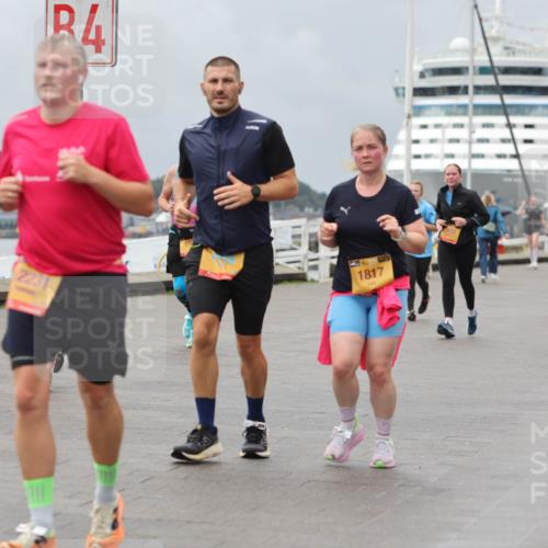 13.09.2026 - Kiel Lauf Andreas Tolksdorf http://msf.ph/oto/10469234 13.09.2026 12:09:14 Kiellinie 2231, 4, 1817, 83 meine-sportfotos.de