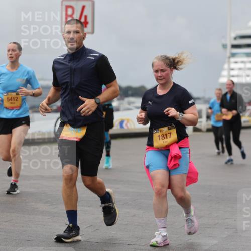 13.09.2026 - Kiel Lauf Andreas Tolksdorf http://msf.ph/oto/10469279 13.09.2026 12:09:15 Kiellinie 5412, 77, 1817 meine-sportfotos.de