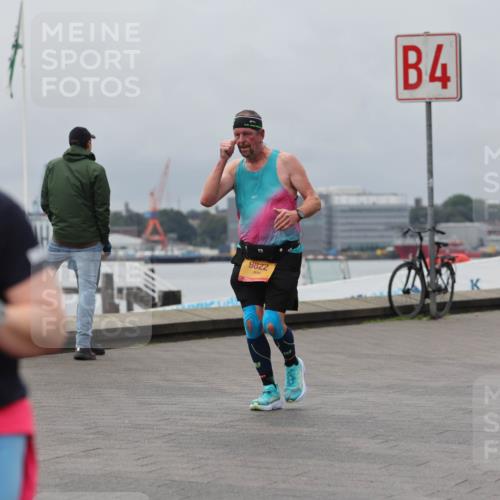 13.09.2026 - Kiel Lauf Andreas Tolksdorf http://msf.ph/oto/10469285 13.09.2026 12:09:17 Kiellinie 1817, 9822, 4 meine-sportfotos.de