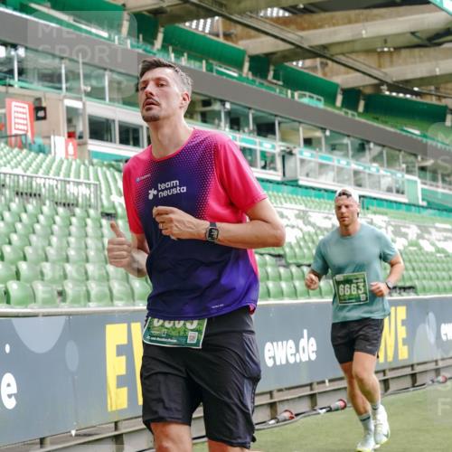 13.09.2026 - 21. swb-Marathon Bremen Michael Burmester http://msf.ph/oto/10469286 13.09.2026 12:57:53 Laufen im Stadion 141, 148, 334, 431, 511, 672, 769, 776, 789, 790, 857, 909, 1010, 1119, 1130, 1191, 1199, 1254, 1281, 1535, 1601, 1642, 1647, 1752, 1809, 1881, 1900, 1931, 1933, 1972, 2046, 2051, 2075, 2324, 2343, 2371, 2397, 2402, 2423, 2425, 2473, 2493, 2634, 2640, 2671, 2761, 2771, 2807, 2903, 2904, 3051, 3078, 3138, 3148, 3182, 3186, 3319, 3338, 3450, 3458, 3514, 3534, 3560, 3634, 3655, 3685, 3690, 3695, 3760, 3813, 3866, 3933, 3939, 4101, 4316, 4319, 205 meine-sportfotos.de