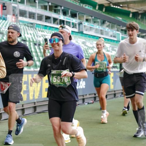 13.09.2026 - 21. swb-Marathon Bremen Michael Burmester http://msf.ph/oto/10469330 13.09.2026 13:14:02 Laufen im Stadion 183, 270, 278, 349, 460, 576, 600, 631, 695, 702, 768, 933, 950, 956, 1005, 1008, 1143, 1392, 1408, 1426, 1573, 1596, 1641, 1818, 1819, 1991, 2005, 2024, 2035, 2079, 2233, 2264, 2314, 2387, 2412, 2439, 2457, 2461, 2478, 2494, 2521, 2540, 2564, 2612, 2665, 2684, 2693, 2765, 2773, 2792, 2816, 2829, 2838, 2860, 2865, 2884, 2887, 2895, 2921, 2972, 2975, 2978, 3016, 3111, 3209, 3253, 3277, 3293, 3304, 3313, 3378, 3405, 3428, 3434, 3653, 3661, 3680, 4034, 4080 meine-sportfotos.de