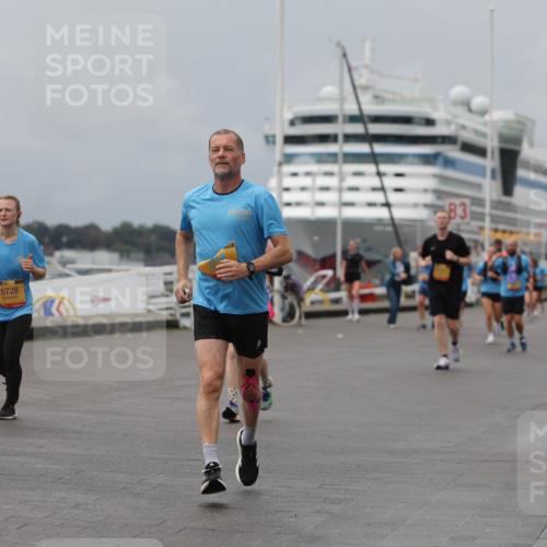 13.09.2026 - Kiel Lauf Andreas Tolksdorf http://msf.ph/oto/10469345 13.09.2026 12:09:19 Kiellinie 4, 433, 5728 meine-sportfotos.de