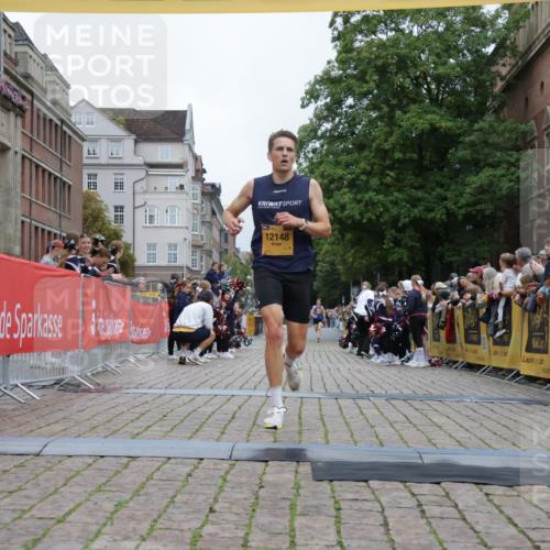 13.09.2026 - Kiel Lauf Yannick Fuchs http://msf.ph/oto/10469363 13.09.2026 10:22:29 Ziel 8240, 1987, 3732, 4621, 8708, 12148, 151, 5603, 9681, 12148 meine-sportfotos.de