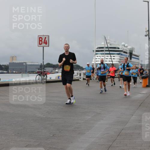 13.09.2026 - Kiel Lauf Andreas Tolksdorf http://msf.ph/oto/10469413 13.09.2026 12:09:28 Kiellinie 4, 7161 meine-sportfotos.de