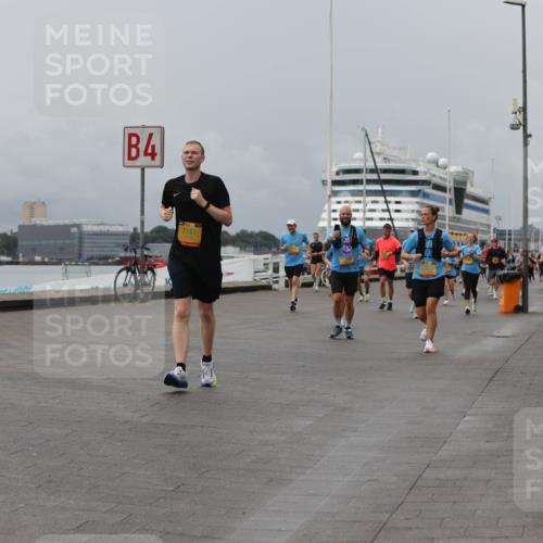 13.09.2026 - Kiel Lauf Andreas Tolksdorf http://msf.ph/oto/10469432 13.09.2026 12:09:28 Kiellinie 4, 7161 meine-sportfotos.de