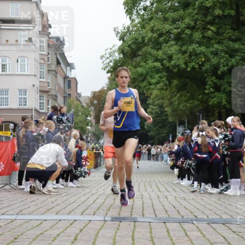 13.09.2026 - Kiel Lauf Yannick Fuchs http://msf.ph/oto/10469438 13.09.2026 10:22:36 Ziel 151, 5603, 8240, 1987, 3732, 4621, 8708, 5326, 1987, 3732, 12148 meine-sportfotos.de