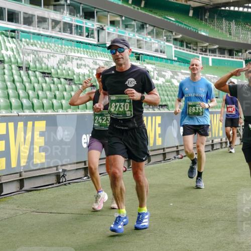 13.09.2026 - 21. swb-Marathon Bremen Michael Burmester http://msf.ph/oto/10469443 13.09.2026 12:57:57 Laufen im Stadion 141, 148, 334, 431, 511, 672, 769, 776, 789, 790, 857, 909, 1010, 1119, 1130, 1191, 1199, 1254, 1281, 1535, 1601, 1642, 1647, 1752, 1809, 1881, 1900, 1931, 1933, 2046, 2051, 2075, 2324, 2343, 2371, 2397, 2402, 2423, 2425, 2473, 2493, 2634, 2640, 2671, 2761, 2771, 2807, 2903, 2904, 3051, 3078, 3120, 3138, 3148, 3182, 3186, 3319, 3338, 3435, 3450, 3458, 3514, 3534, 3560, 3634, 3655, 3685, 3690, 3695, 3760, 3813, 3866, 3933, 3939, 4101, 4316, 4319, 205 meine-sportfotos.de