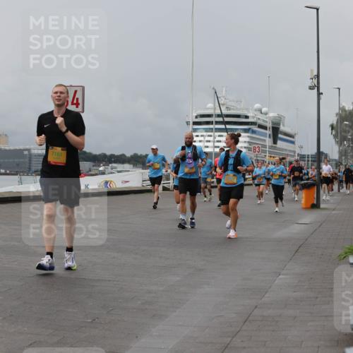 13.09.2026 - Kiel Lauf Andreas Tolksdorf http://msf.ph/oto/10469450 13.09.2026 12:09:29 Kiellinie 7161, 4, 3 meine-sportfotos.de
