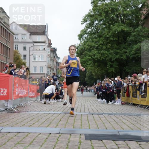 13.09.2026 - Kiel Lauf Yannick Fuchs http://msf.ph/oto/10469452 13.09.2026 10:22:37 Ziel 151, 5603, 8240, 1987, 3732, 4621, 8240, 8708, 5326, 1987, 3732 meine-sportfotos.de