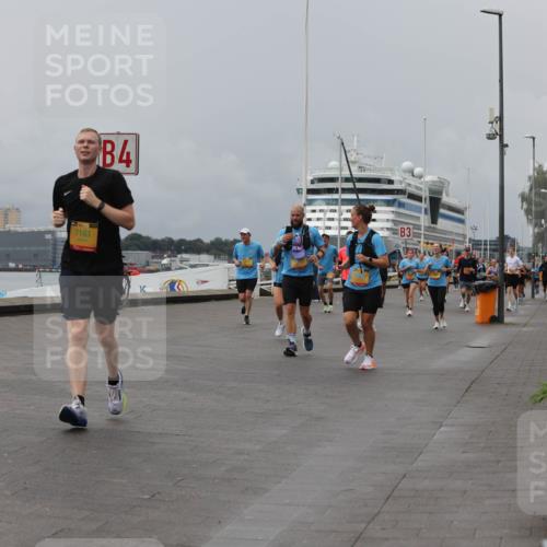 13.09.2026 - Kiel Lauf Andreas Tolksdorf http://msf.ph/oto/10469456 13.09.2026 12:09:29 Kiellinie 7161, 4, 3 meine-sportfotos.de