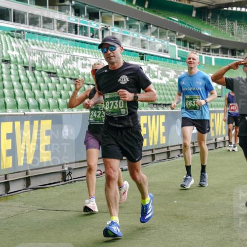 13.09.2026 - 21. swb-Marathon Bremen Michael Burmester http://msf.ph/oto/10469457 13.09.2026 12:57:57 Laufen im Stadion 141, 148, 334, 431, 511, 672, 769, 776, 789, 790, 857, 909, 1010, 1119, 1130, 1191, 1199, 1254, 1281, 1535, 1601, 1642, 1647, 1752, 1809, 1881, 1900, 1931, 1933, 2046, 2051, 2075, 2324, 2343, 2371, 2397, 2402, 2423, 2425, 2473, 2493, 2634, 2640, 2671, 2761, 2771, 2807, 2903, 2904, 3051, 3078, 3120, 3138, 3148, 3182, 3186, 3319, 3338, 3435, 3450, 3458, 3514, 3534, 3560, 3634, 3655, 3685, 3690, 3695, 3760, 3813, 3866, 3933, 3939, 4101, 4316, 4319, 205 meine-sportfotos.de