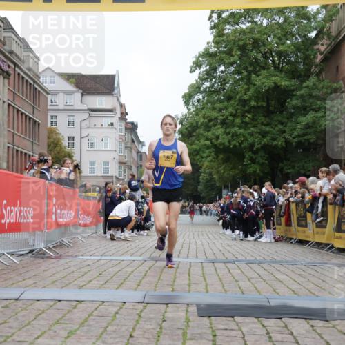 13.09.2026 - Kiel Lauf Yannick Fuchs http://msf.ph/oto/10469458 13.09.2026 10:22:37 Ziel 151, 5603, 8240, 1987, 3732, 4621, 8240, 8708, 5326, 1987, 3732 meine-sportfotos.de