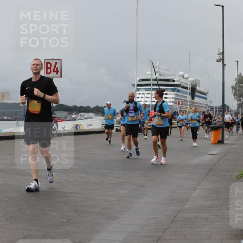 13.09.2026 - Kiel Lauf Andreas Tolksdorf http://msf.ph/oto/10469462 13.09.2026 12:09:29 Kiellinie 7161, 4, 3 meine-sportfotos.de