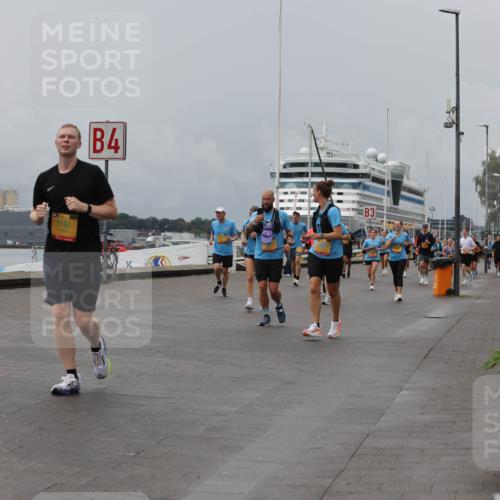 13.09.2026 - Kiel Lauf Andreas Tolksdorf http://msf.ph/oto/10469465 13.09.2026 12:09:29 Kiellinie 7161, 4, 3 meine-sportfotos.de