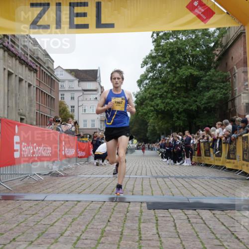 13.09.2026 - Kiel Lauf Yannick Fuchs http://msf.ph/oto/10469482 13.09.2026 10:22:37 Ziel 151, 5603, 8240, 1987, 3732, 4621, 8240, 8708, 5326, 1987, 3732 meine-sportfotos.de