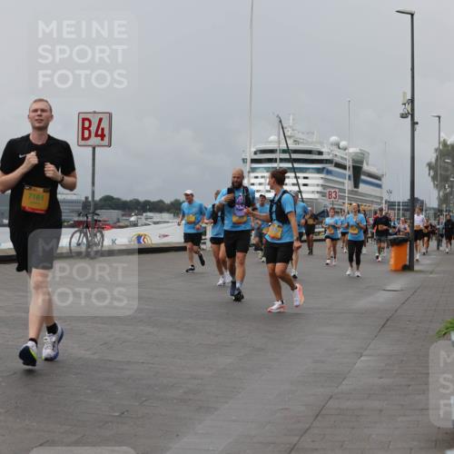 13.09.2026 - Kiel Lauf Andreas Tolksdorf http://msf.ph/oto/10469483 13.09.2026 12:09:29 Kiellinie 7161, 4, 3 meine-sportfotos.de