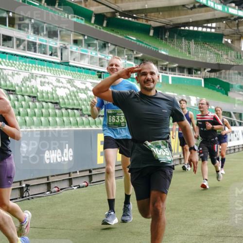 13.09.2026 - 21. swb-Marathon Bremen Michael Burmester http://msf.ph/oto/10469497 13.09.2026 12:57:58 Laufen im Stadion 141, 148, 334, 431, 511, 672, 769, 776, 789, 790, 857, 909, 1010, 1119, 1130, 1191, 1199, 1254, 1281, 1535, 1601, 1642, 1647, 1752, 1809, 1881, 1900, 1931, 1933, 2046, 2051, 2075, 2324, 2343, 2371, 2397, 2402, 2423, 2425, 2473, 2493, 2634, 2640, 2671, 2761, 2771, 2807, 2903, 2904, 3051, 3078, 3120, 3138, 3148, 3182, 3186, 3319, 3338, 3435, 3450, 3458, 3514, 3534, 3560, 3634, 3655, 3685, 3690, 3695, 3760, 3813, 3866, 3933, 3939, 4101, 4316, 4319, 205 meine-sportfotos.de