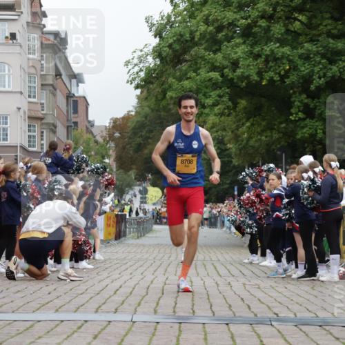 13.09.2026 - Kiel Lauf Yannick Fuchs http://msf.ph/oto/10469550 13.09.2026 10:22:46 Ziel 5326, 5603, 151, 4621, 8240, 8708, 9678, 3732, 8708 meine-sportfotos.de