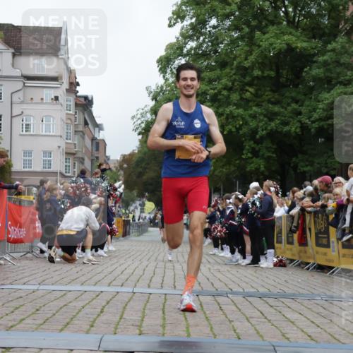 13.09.2026 - Kiel Lauf Yannick Fuchs http://msf.ph/oto/10469576 13.09.2026 10:22:48 Ziel 5326, 5603, 151, 4621, 8240, 8708, 9678, 4621, 8708 meine-sportfotos.de
