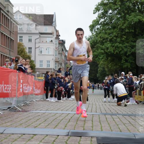 13.09.2026 - Kiel Lauf Yannick Fuchs http://msf.ph/oto/10469694 13.09.2026 10:23:02 Ziel 9678, 151, 5326, 5603, 8240, 3465, 4645, 8809, 10568, 8240 meine-sportfotos.de
