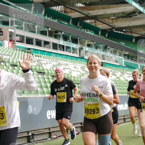 13.09.2026 - 21. swb-Marathon Bremen Michael Burmester http://msf.ph/oto/10469697 13.09.2026 10:36:20 Laufen im Stadion 10092, 10093, 10144, 10152, 10153, 10154, 10157, 10160, 10173, 10175, 10181, 10182, 10186, 10187, 10195, 10198, 10237, 10245, 10251, 10257, 10263, 10272, 10275, 10278, 10291, 10296, 10306, 10309, 10327, 10331, 10332, 10338, 10357, 10377, 10382, 10390, 10403, 10409, 10411, 10420, 10427, 10429, 10439, 10473, 10477, 10481, 10492, 10497, 10500, 10528, 10531, 10560, 10569, 10607, 10613, 10617, 10633, 10636, 10647, 10648, 10659, 10671, 10672, 10715 meine-sportfotos.de