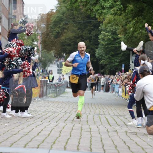 13.09.2026 - Kiel Lauf Yannick Fuchs http://msf.ph/oto/10469731 13.09.2026 10:23:11 Ziel 3465, 8809, 9678, 10568, 5326, 5603, 4645, 6302, 151, 5603 meine-sportfotos.de