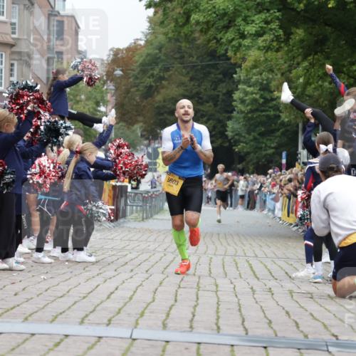 13.09.2026 - Kiel Lauf Yannick Fuchs http://msf.ph/oto/10469746 13.09.2026 10:23:11 Ziel 3465, 8809, 9678, 10568, 5326, 5603, 4645, 6302, 151, 5603 meine-sportfotos.de