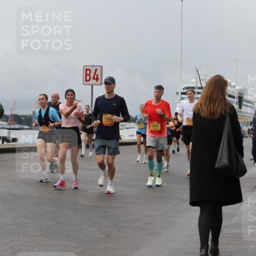 13.09.2026 - Kiel Lauf Andreas Tolksdorf http://msf.ph/oto/10469764 13.09.2026 12:09:43 Kiellinie 4, 1150, 3946, 715 meine-sportfotos.de