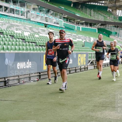 13.09.2026 - 21. swb-Marathon Bremen Michael Burmester http://msf.ph/oto/10469772 13.09.2026 12:58:04 Laufen im Stadion 141, 148, 334, 511, 672, 769, 776, 789, 790, 857, 909, 1010, 1119, 1191, 1199, 1254, 1281, 1535, 1601, 1642, 1647, 1752, 1809, 1881, 1900, 1931, 1933, 2046, 2051, 2075, 2324, 2343, 2367, 2371, 2397, 2402, 2423, 2425, 2493, 2634, 2640, 2671, 2761, 2771, 2807, 2903, 2904, 3021, 3051, 3078, 3120, 3138, 3148, 3182, 3186, 3319, 3338, 3435, 3450, 3458, 3514, 3534, 3560, 3634, 3655, 3685, 3690, 3695, 3760, 3813, 3866, 3933, 3939, 4101, 4316, 4319, 205 meine-sportfotos.de