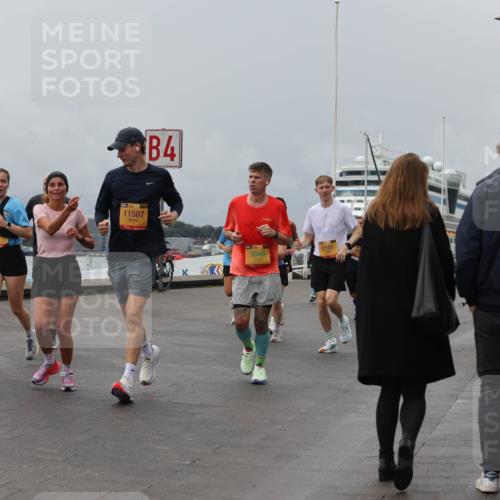 13.09.2026 - Kiel Lauf Andreas Tolksdorf http://msf.ph/oto/10469782 13.09.2026 12:09:44 Kiellinie 39, 11507, 4, 3946, 7151, 12 meine-sportfotos.de