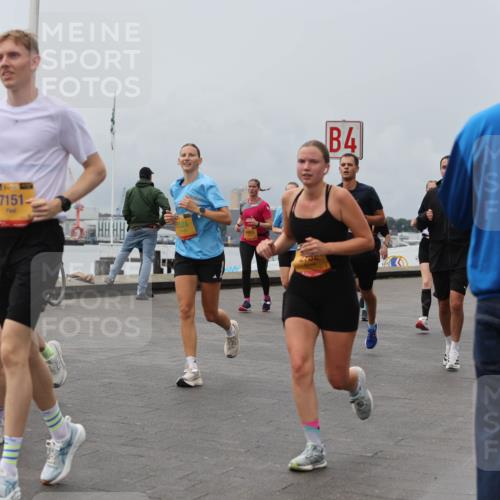 13.09.2026 - Kiel Lauf Andreas Tolksdorf http://msf.ph/oto/10469800 13.09.2026 12:09:48 Kiellinie 7151, 2734, 4 meine-sportfotos.de