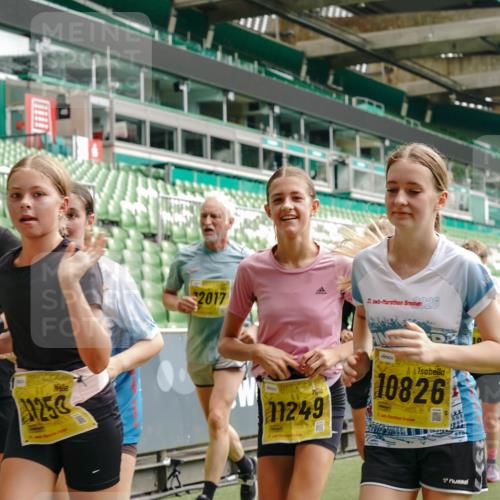 13.09.2026 - 21. swb-Marathon Bremen Michael Burmester http://msf.ph/oto/10469804 13.09.2026 10:36:21 Laufen im Stadion 10092, 10093, 10144, 10152, 10153, 10154, 10157, 10160, 10173, 10175, 10181, 10182, 10186, 10187, 10195, 10198, 10237, 10245, 10251, 10257, 10263, 10272, 10275, 10278, 10291, 10296, 10306, 10309, 10327, 10331, 10332, 10338, 10357, 10377, 10382, 10390, 10403, 10409, 10411, 10420, 10427, 10429, 10439, 10473, 10477, 10481, 10492, 10497, 10500, 10528, 10531, 10560, 10569, 10607, 10613, 10617, 10633, 10636, 10647, 10648, 10659, 10671, 10672, 10715 meine-sportfotos.de