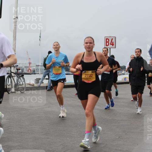13.09.2026 - Kiel Lauf Andreas Tolksdorf http://msf.ph/oto/10469809 13.09.2026 12:09:48 Kiellinie 7151, 2524, 2732, 4 meine-sportfotos.de