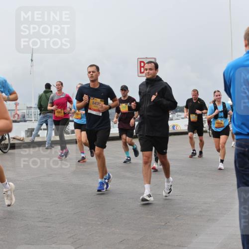 13.09.2026 - Kiel Lauf Andreas Tolksdorf http://msf.ph/oto/10469820 13.09.2026 12:09:49 Kiellinie 2732, 4863, 1583, 547, 10696 meine-sportfotos.de