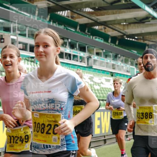 13.09.2026 - 21. swb-Marathon Bremen Michael Burmester http://msf.ph/oto/10469829 13.09.2026 10:36:21 Laufen im Stadion 10092, 10093, 10144, 10152, 10153, 10154, 10157, 10160, 10173, 10175, 10181, 10182, 10186, 10187, 10195, 10198, 10237, 10245, 10251, 10257, 10263, 10272, 10275, 10278, 10291, 10296, 10306, 10309, 10327, 10331, 10332, 10338, 10357, 10377, 10382, 10390, 10403, 10409, 10411, 10420, 10427, 10429, 10439, 10473, 10477, 10481, 10492, 10497, 10500, 10528, 10531, 10560, 10569, 10607, 10613, 10617, 10633, 10636, 10647, 10648, 10659, 10671, 10672, 10715 meine-sportfotos.de