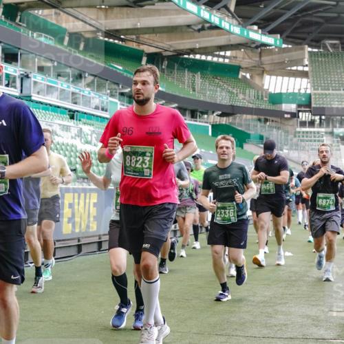 13.09.2026 - 21. swb-Marathon Bremen Michael Burmester http://msf.ph/oto/10469837 13.09.2026 13:14:08 Laufen im Stadion 183, 270, 278, 300, 349, 414, 460, 576, 600, 631, 695, 702, 768, 933, 950, 956, 1005, 1008, 1143, 1392, 1408, 1426, 1573, 1596, 1641, 1818, 1819, 1991, 2024, 2035, 2079, 2233, 2264, 2314, 2387, 2412, 2439, 2457, 2461, 2478, 2494, 2521, 2540, 2564, 2612, 2665, 2684, 2690, 2691, 2693, 2737, 2773, 2792, 2816, 2829, 2838, 2860, 2861, 2865, 2884, 2887, 2921, 2972, 2975, 2978, 3016, 3111, 3209, 3253, 3277, 3293, 3304, 3313, 3378, 3405, 3428, 3434, 3653, 3661, 3680, 4034, 4080, 4306 meine-sportfotos.de