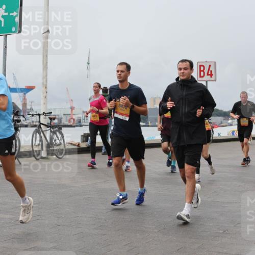 13.09.2026 - Kiel Lauf Andreas Tolksdorf http://msf.ph/oto/10469841 13.09.2026 12:09:49 Kiellinie 2524, 5470, 4863, 200, 4, 10696 meine-sportfotos.de