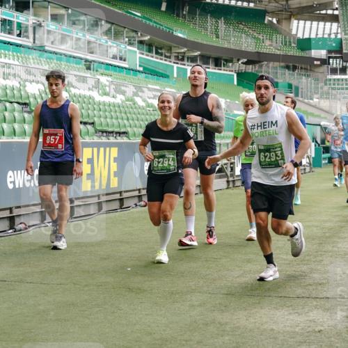 13.09.2026 - 21. swb-Marathon Bremen Michael Burmester http://msf.ph/oto/10469857 13.09.2026 12:58:05 Laufen im Stadion 141, 148, 334, 511, 672, 769, 776, 789, 790, 857, 909, 1010, 1119, 1191, 1199, 1254, 1281, 1535, 1601, 1642, 1647, 1752, 1809, 1881, 1900, 1931, 1933, 2046, 2051, 2075, 2324, 2343, 2367, 2371, 2397, 2402, 2423, 2425, 2493, 2577, 2634, 2640, 2671, 2761, 2771, 2807, 2903, 2904, 3021, 3051, 3078, 3120, 3138, 3148, 3182, 3186, 3319, 3338, 3435, 3450, 3458, 3514, 3534, 3560, 3634, 3655, 3685, 3690, 3695, 3760, 3813, 3866, 3933, 3939, 4101, 4316, 4319, 205 meine-sportfotos.de
