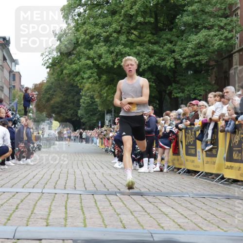 13.09.2026 - Kiel Lauf Yannick Fuchs http://msf.ph/oto/10469887 13.09.2026 10:23:24 Ziel 3465, 4645, 6302, 5326, 8809, 9678, 10568, 716, 2937, 5326 meine-sportfotos.de