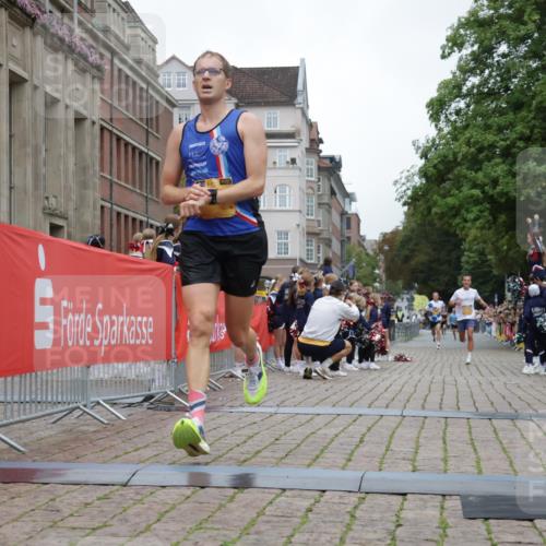 13.09.2026 - Kiel Lauf Yannick Fuchs http://msf.ph/oto/10469944 13.09.2026 10:23:40 Ziel 716, 2937, 3465, 4645, 6302, 8809, 9678, 10568, 9678 meine-sportfotos.de