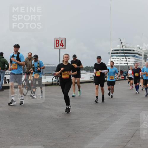 13.09.2026 - Kiel Lauf Andreas Tolksdorf http://msf.ph/oto/10470005 13.09.2026 12:09:57 Kiellinie 2199, 5243, 4, 11956 meine-sportfotos.de