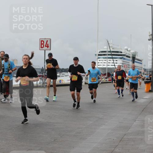 13.09.2026 - Kiel Lauf Andreas Tolksdorf http://msf.ph/oto/10470017 13.09.2026 12:09:58 Kiellinie 21, 4, 5243, 1195, 1480, 3 meine-sportfotos.de