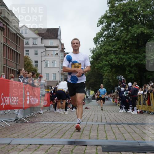 13.09.2026 - Kiel Lauf Yannick Fuchs http://msf.ph/oto/10470033 13.09.2026 10:23:48 Ziel 2937, 716, 2937, 3465, 4645, 6302, 8809, 6433, 3465, 8809, 10568 meine-sportfotos.de