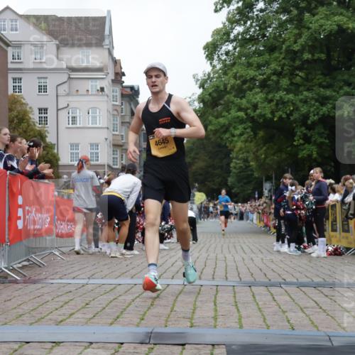 13.09.2026 - Kiel Lauf Yannick Fuchs http://msf.ph/oto/10470074 13.09.2026 10:23:54 Ziel 716, 2937, 4645, 6302, 6018, 6433, 7195, 3465, 4645, 8809 meine-sportfotos.de
